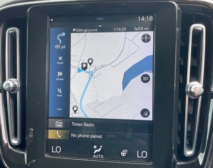 Volvo XC40 D3 MOMENTUM 34