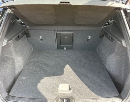 Volvo XC40 D3 MOMENTUM 68