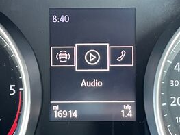 Volkswagen Touran SE TDI 24