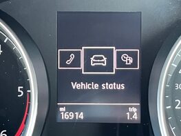 Volkswagen Touran SE TDI 25