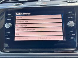 Volkswagen Touran SE TDI 32