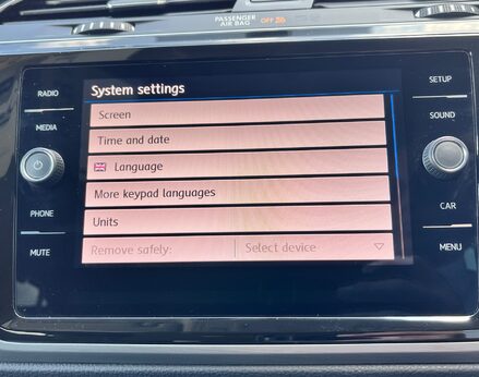 Volkswagen Touran SE TDI 32
