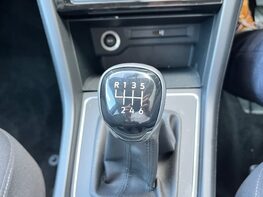 Volkswagen Touran SE TDI 42