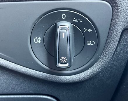 Volkswagen Touran SE TDI 49