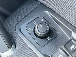 Volkswagen Touran SE TDI 50