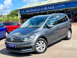 Volkswagen Touran SE TDI 1