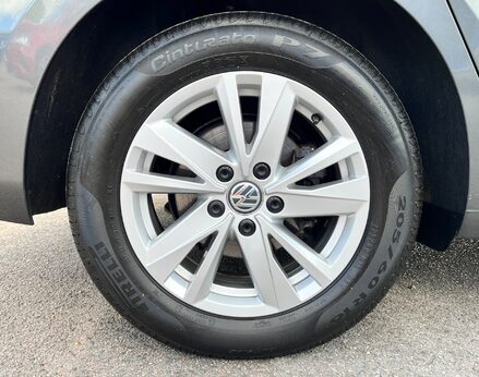 Volkswagen Touran SE TDI 14