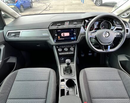 Volkswagen Touran SE TDI 2