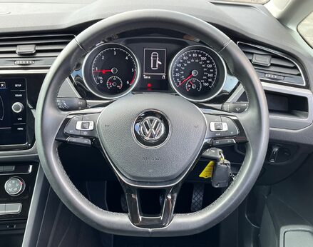 Volkswagen Touran SE TDI 20