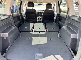 Volkswagen Touran SE TDI 60