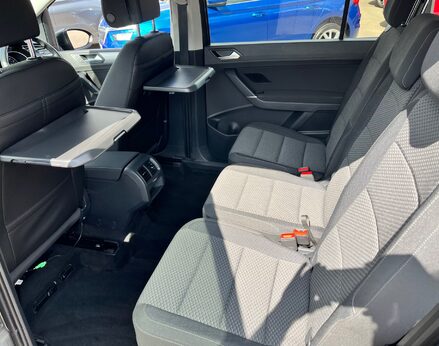 Volkswagen Touran SE TDI 56