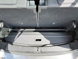 Volkswagen Touran SE TDI 63