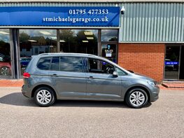 Volkswagen Touran SE TDI 10