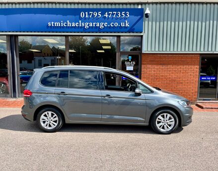 Volkswagen Touran SE TDI 10