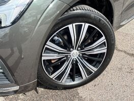 Volvo XC60 RECHARGE T6 INSCRIPTION AWD 3