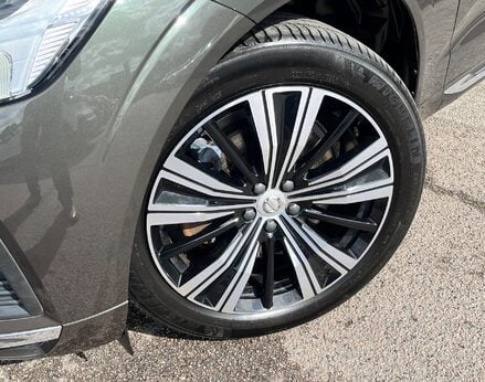Volvo XC60 RECHARGE T6 INSCRIPTION AWD 3