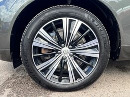 Volvo XC60 RECHARGE T6 INSCRIPTION AWD 13
