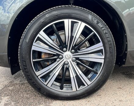 Volvo XC60 RECHARGE T6 INSCRIPTION AWD 13