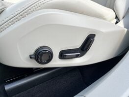 Volvo XC60 RECHARGE T6 INSCRIPTION AWD 54
