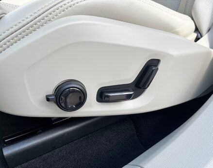 Volvo XC60 RECHARGE T6 INSCRIPTION AWD 54