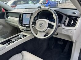 Volvo XC60 RECHARGE T6 INSCRIPTION AWD 18