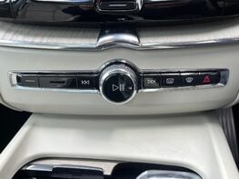 Volvo XC60 RECHARGE T6 INSCRIPTION AWD 38