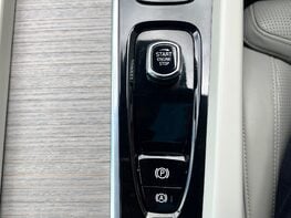 Volvo XC60 RECHARGE T6 INSCRIPTION AWD 40