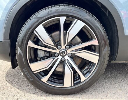 Volvo XC40 RECHARGE T5 R-DESIGN PRO 13