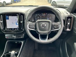 Volvo XC40 RECHARGE T5 R-DESIGN PRO 19