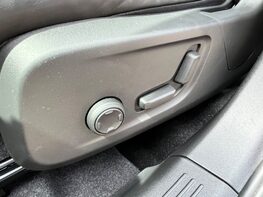 Volvo XC40 RECHARGE T5 R-DESIGN PRO 57
