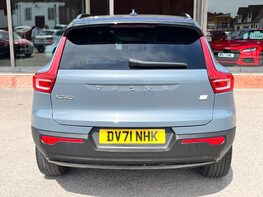 Volvo XC40 RECHARGE T5 R-DESIGN PRO 6