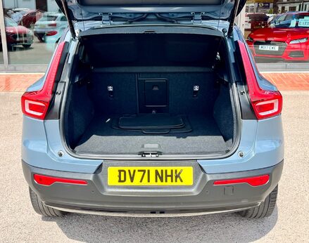 Volvo XC40 RECHARGE T5 R-DESIGN PRO 61
