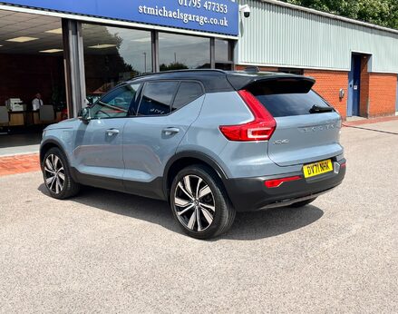 Volvo XC40 RECHARGE T5 R-DESIGN PRO 9