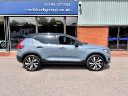 Volvo XC40 RECHARGE T5 R-DESIGN PRO 10