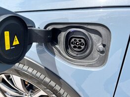 Volvo XC40 RECHARGE T5 R-DESIGN PRO 64