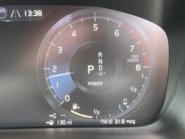 Volvo XC40 RECHARGE T5 R-DESIGN PRO 24
