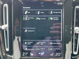 Volvo XC40 RECHARGE T5 R-DESIGN PRO 31