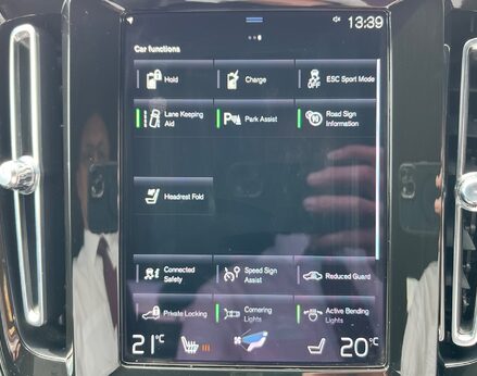 Volvo XC40 RECHARGE T5 R-DESIGN PRO 31