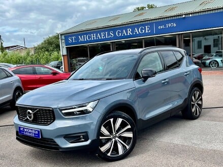 Volvo XC40 RECHARGE T5 R-DESIGN PRO