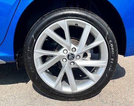 Skoda Kamiq SE L EXECUTIVE TSI 14