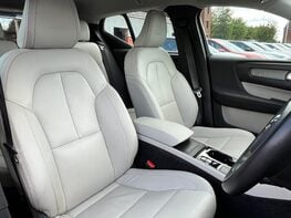 Volvo XC40 T4 INSCRIPTION 52