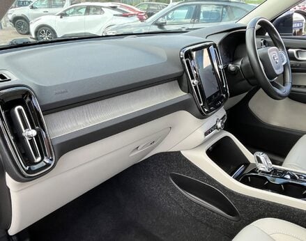 Volvo XC40 T4 INSCRIPTION 17