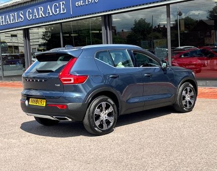 Volvo XC40 T4 INSCRIPTION 8