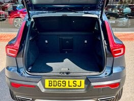 Volvo XC40 T4 INSCRIPTION 57