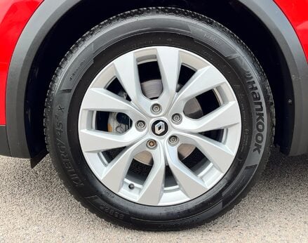 Renault Captur ICONIC TCE 13