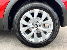 Renault Captur ICONIC TCE 14