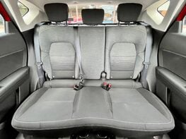 Renault Captur ICONIC TCE 64