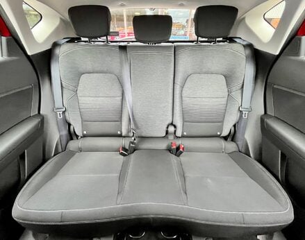 Renault Captur ICONIC TCE 64