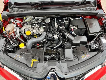 Renault Captur ICONIC TCE