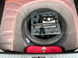 Renault Captur ICONIC TCE 69